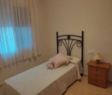 Piso de alquiler en Calle Ramon y Cajal, Ciudad Jardín - Photo 5