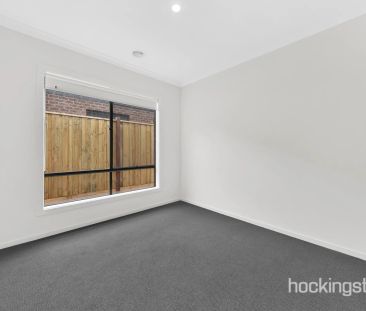 Brand New 3 Bedroom House Ready To Move In !! - Photo 4