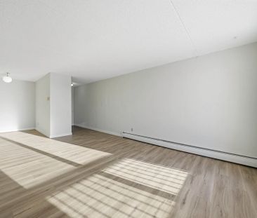 - 2 Bedroom at Northgate Manor II - Photo 2