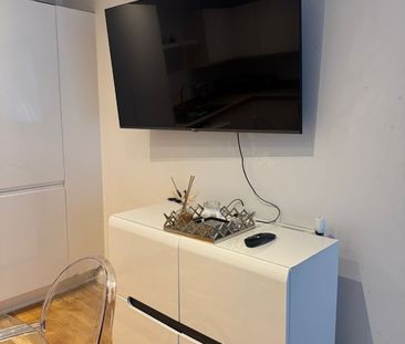 1 Bed Flat, Waterfield House, HA0 - Photo 1