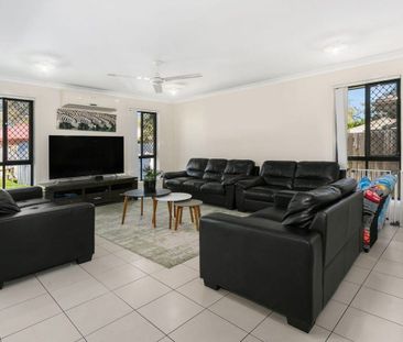 Spacious Living on a Generous 491m² Block - Photo 1