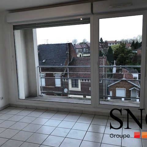 T2 AVEC BALCON ET PARKING - Photo 1