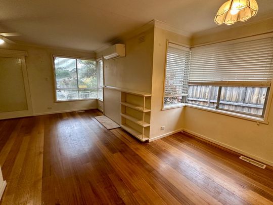 64 Orana Drive, Watsonia VIC 3087 - Photo 1