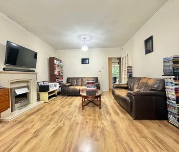 Hampshire Drive, Edgbaston, Birmingham, B15 - Photo 1