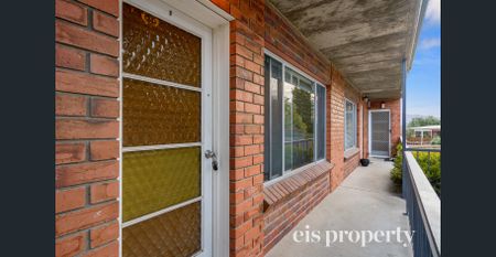 Popular And Quiet - Photo 3