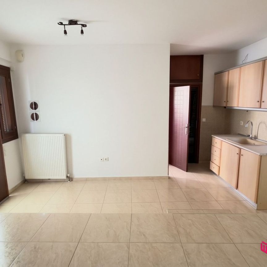 Studio/Γκαρσονιέρα για ενοικίαση Τσινάρι (Άνω Πόλη) - Photo 1