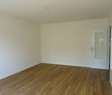 Location Appartement 3 pièces 65m² ORLEANS 45000 - Photo 5