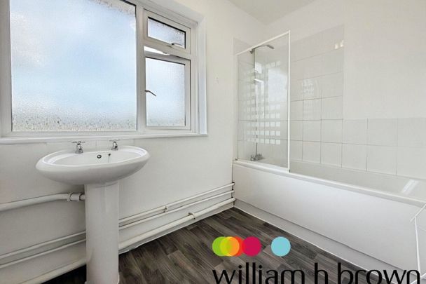 St Lukes Close - Photo 1