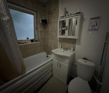 4 bedroom house of multiple occupation to rent - Photo 6