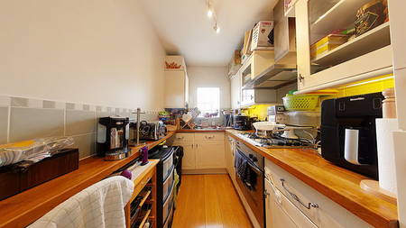 1 bedroom flat to rent - Photo 3