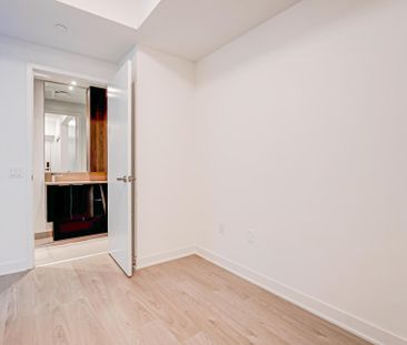 For Lease - 3900 Confederation Parkway Unit# 1101, Mississauga, Ont... - Photo 3