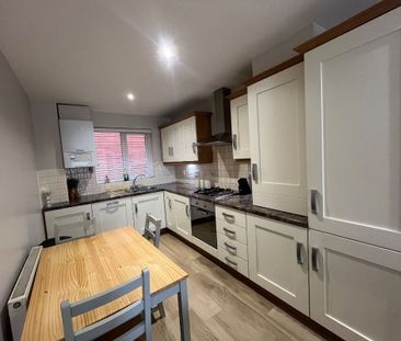 22 Ashley Courtyard, Belfast BT9 7JS - Photo 4
