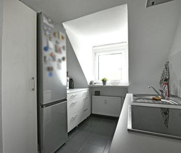 Helle 4-Zimmer-Wohnung in sehr gepflegtem Wohnhaus - begehrte Wohnlage Harleshausen - Photo 3