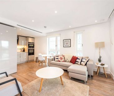 A beautifully presented one bedroom apartment situated on the 14th ... - Photo 4