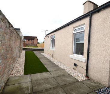 1 bedroom semi-detached house to rent - Photo 2