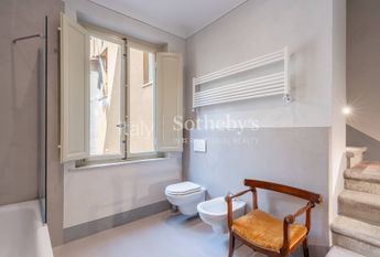 Elegant apartment in the historic centre of Lucca