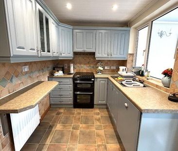 46 Thornhill Parade, Stormont, Belfast, BT5 7AU - Photo 6
