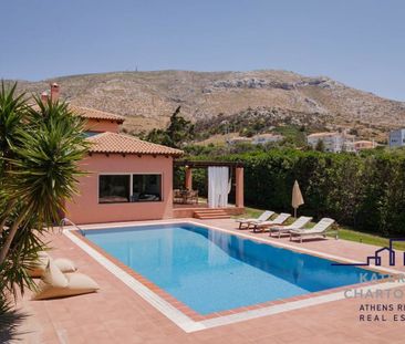 Βίλα για ενοικίαση Καλύβια Θορικού - Φωτογραφία 1