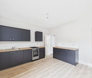 2 bedroom terraced house to rent - Photo 6