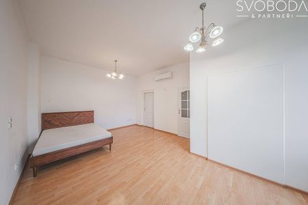 Pronájem bytu 2+1 72 m² - Photo 3