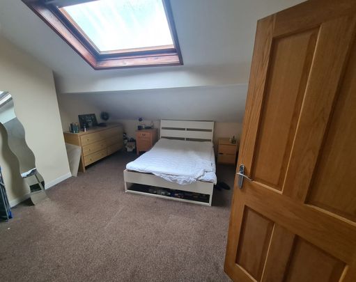 4 Bed - 29A Otley Road, Headingley, Leeds - LS6 3AA - Student - Photo 1