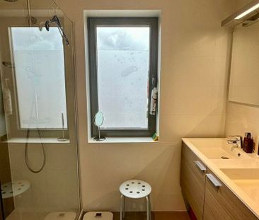 Appartement te huur in Erembodegem voor € 950 met 2 slaapkamers - Foto 2