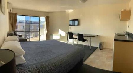 Modern Coastal Living - Photo 4