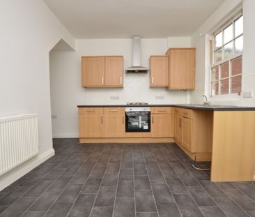 2 Bedroom Terraced House - Photo 1