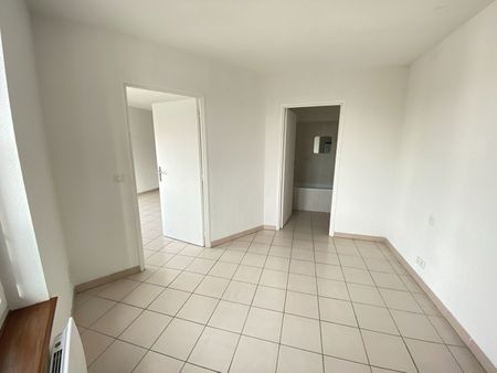 Location appartement 2 pièces, 47.75m², Castelnaudary - Photo 2