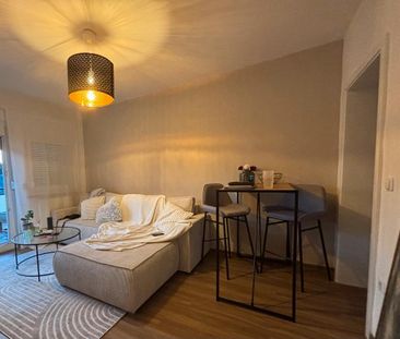 Helle 3-Zimmer-Wohnung mit großem, überdachtem Balkon - Foto 1