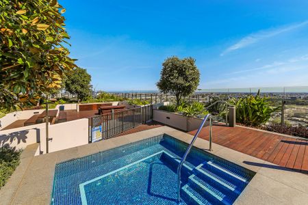 Level 11 | Fridge & Washer | Pool & Gym - Photo 5