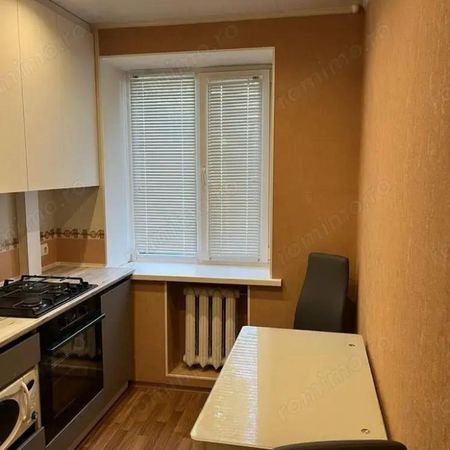 Garsoniera in zona Izvor - Fotografie 3