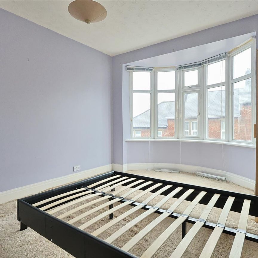 2 bedroom Flat to rent in Caris Street, Deckham, Gateshead - Photo 1