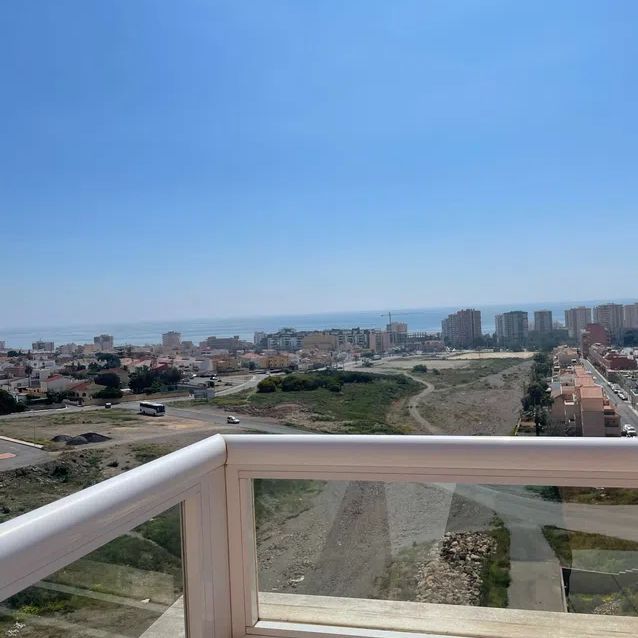 Alquiler de ático en Aguadulce norte - Photo 1