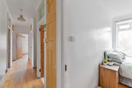 3 bedroom apartment to rent - Photo 3