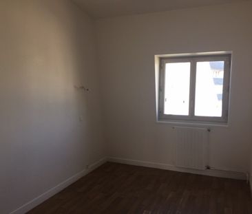 Location Appartement 4 pièces 78m² - Photo 2