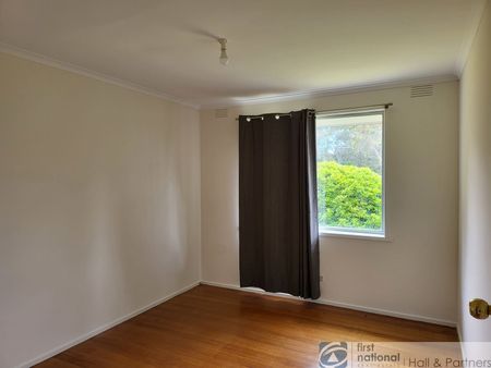 27 Kernot Crescent, Noble Park North - Photo 3