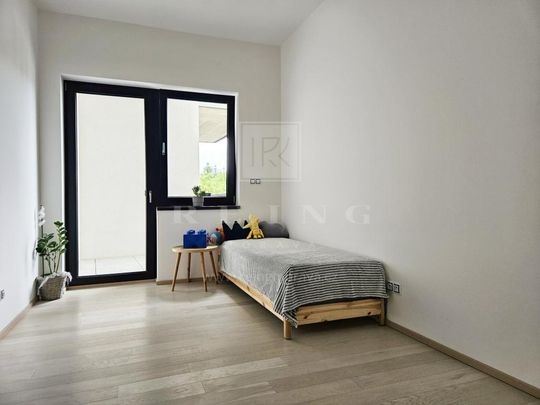 Pronájem bytu 3+kk 74 m2 - Fotografie 1