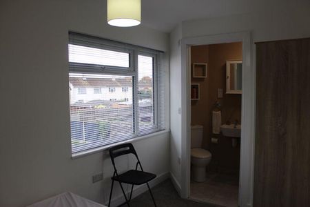 Mixed use to rent - Photo 4