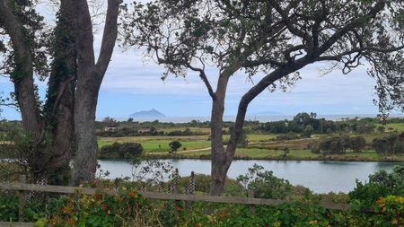 Home with sea views - Photo 5