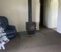 Sunny 3 bedroom property close to Nelson City - Photo 2