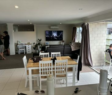 Topaz Delight - Papamoa - Photo 2