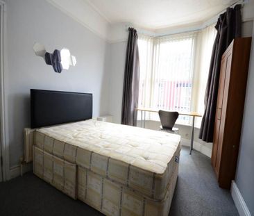 3 bedroom house share to rent - Photo 3