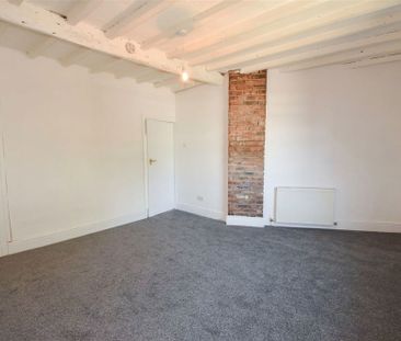 Castle Street, Tyldesley, M29 - Photo 1
