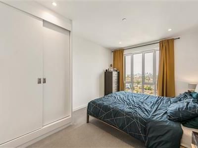 Mapleton Crescent, SW18 - Photo 2