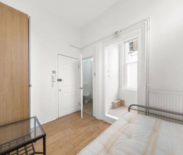 Studio to rent - Photo 6