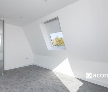 3 bedroom flat to rent - Photo 2