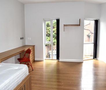 1 bedroom in a house share to rent - Photo 5