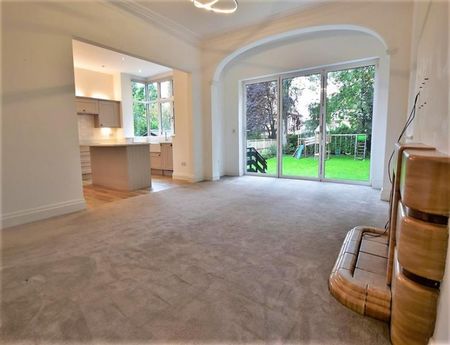 5 Bedroom Detached To Let - Photo 4