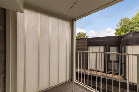 Studio to rent - Photo 5